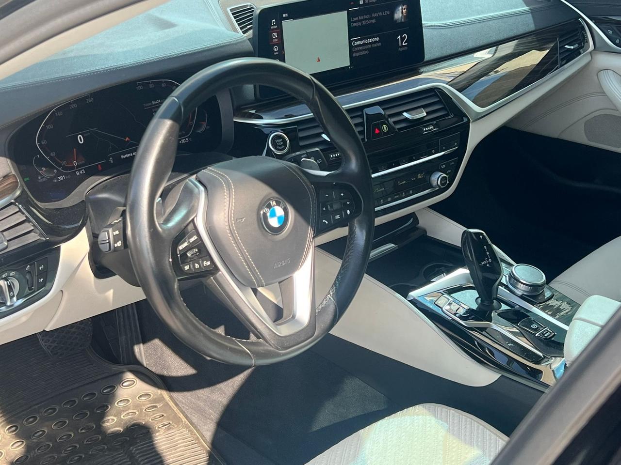 BMW 520d G31 Touring LCI mhev 48V Luxury