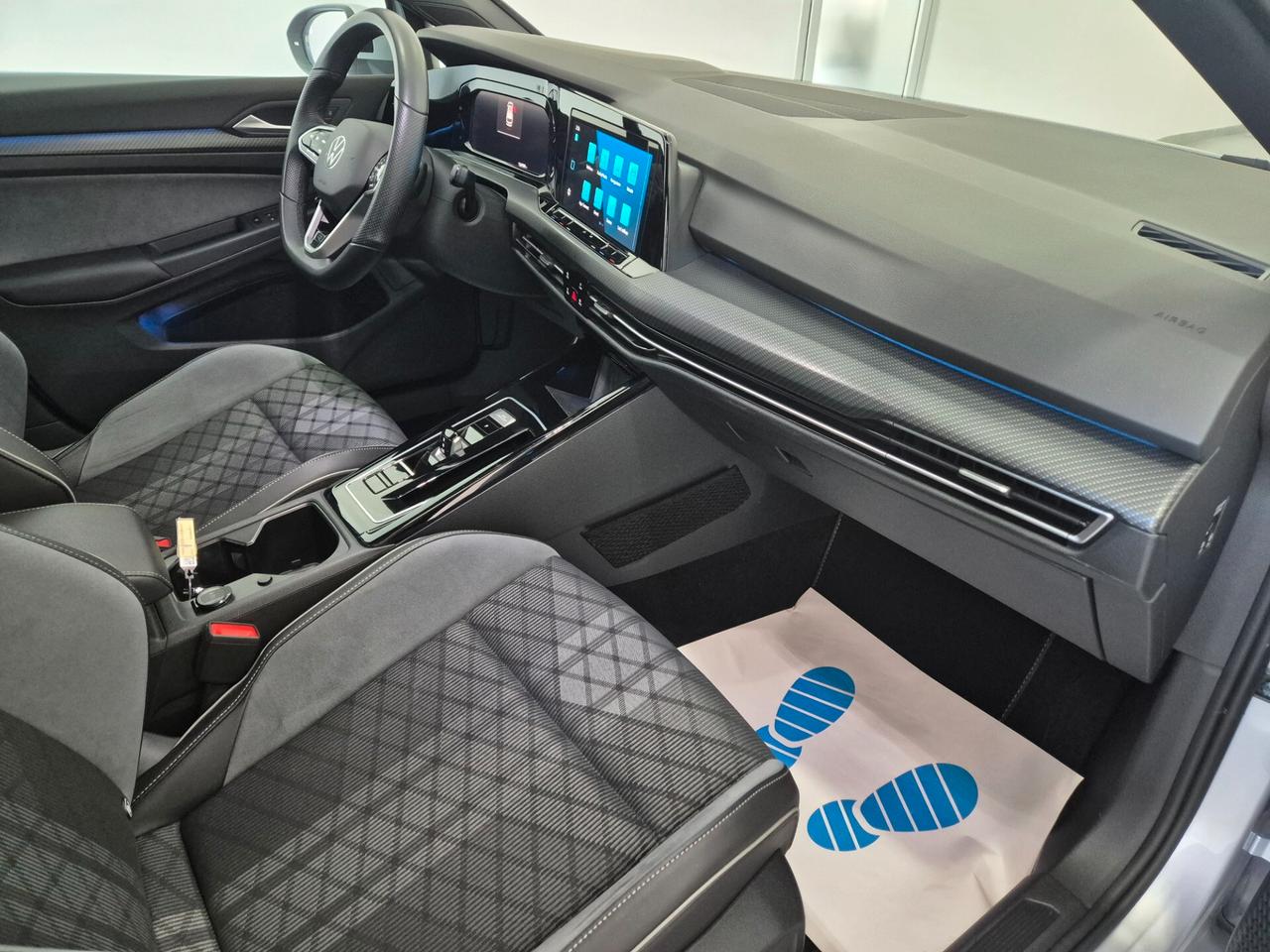 VOLKSWAGEN Golf Variant 2.0 TDI 150 CV DSG R-Line