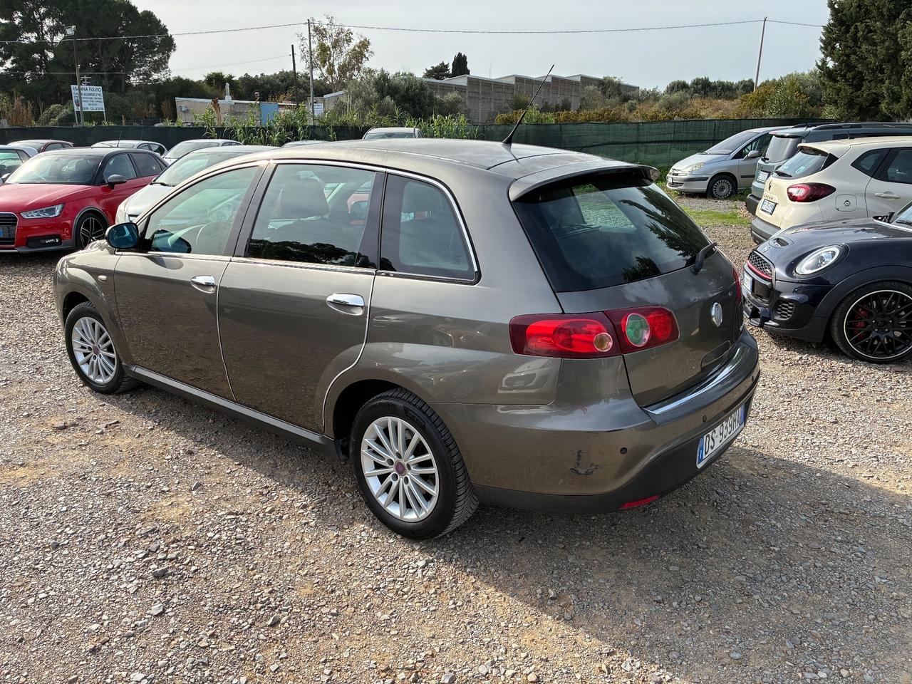 Fiat Croma 1.9 Multijet Emotion