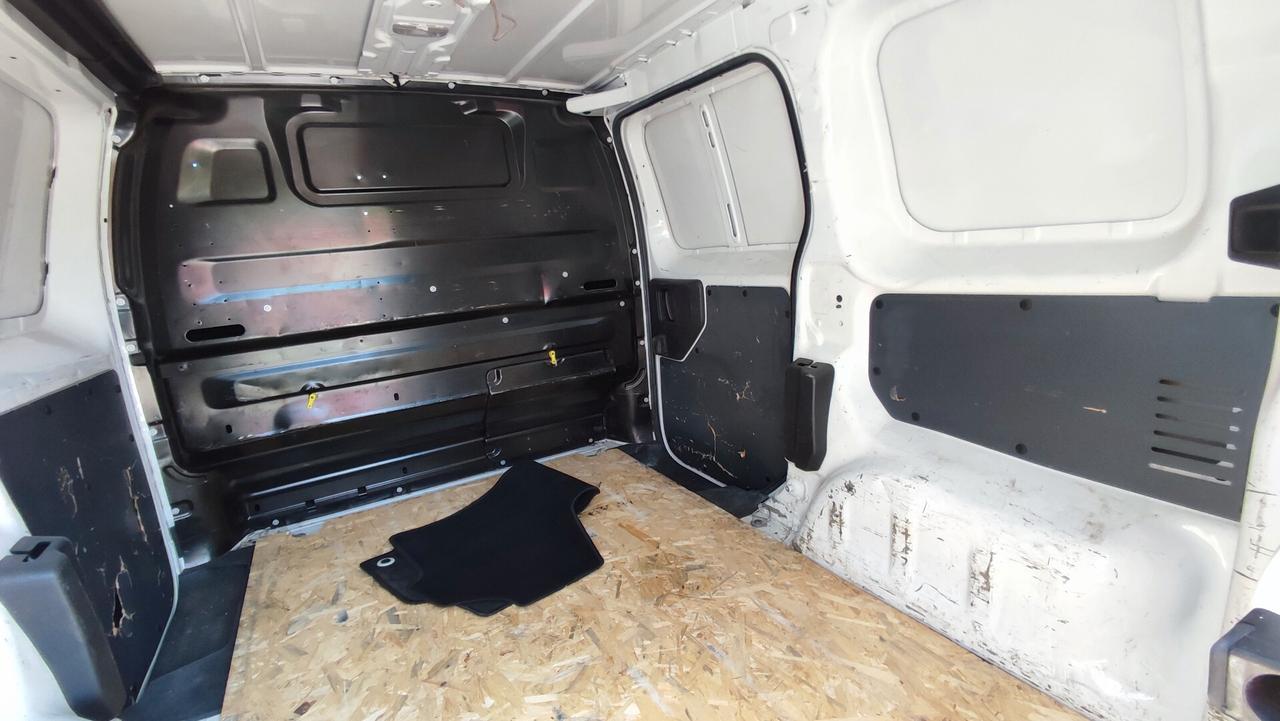 Peugeot Expert 2.0 BlueHDi 115