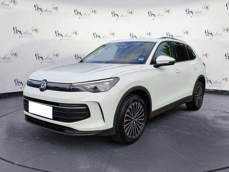Volkswagen Tiguan Tiguan 2.0 TDI 150 CV DSG Life Gancio camera Led Cockpit