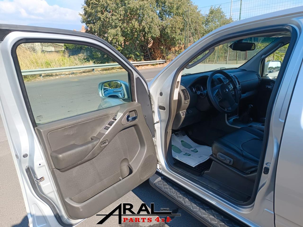 Nissan Pathfinder 2.5 dCi XE Plus