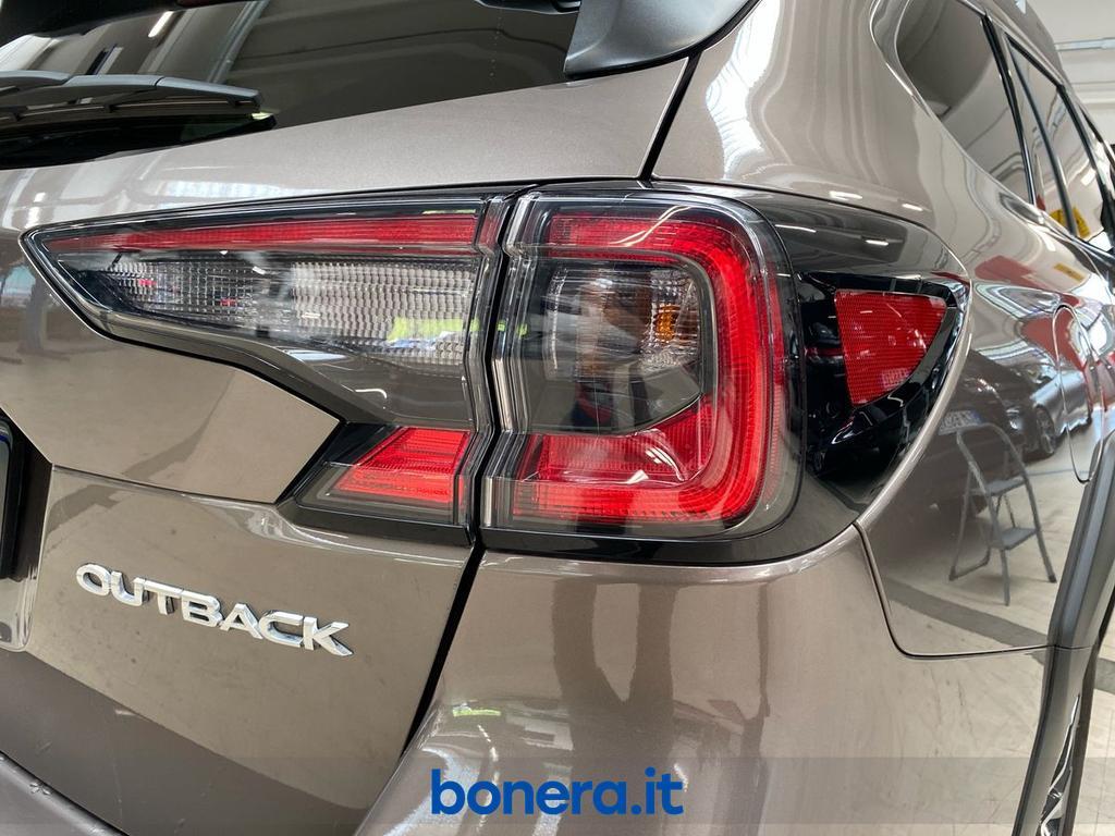 Subaru Outback 2.5 i Premium AWD CVT Lineartronic