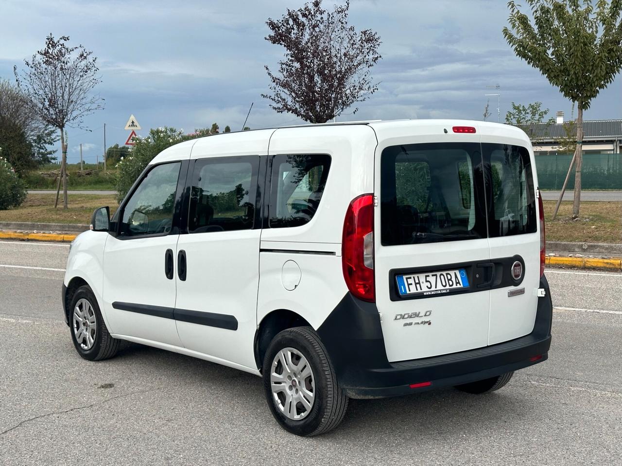 Fiat Doblo 1.3 MJT AUTOCARRO 5 POSTI 1.3 Mijet