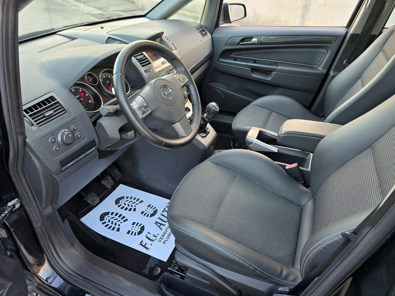 OPEL ZAFIRA COSMO 1.9 CDTI 7 POSTI DA VETRINA