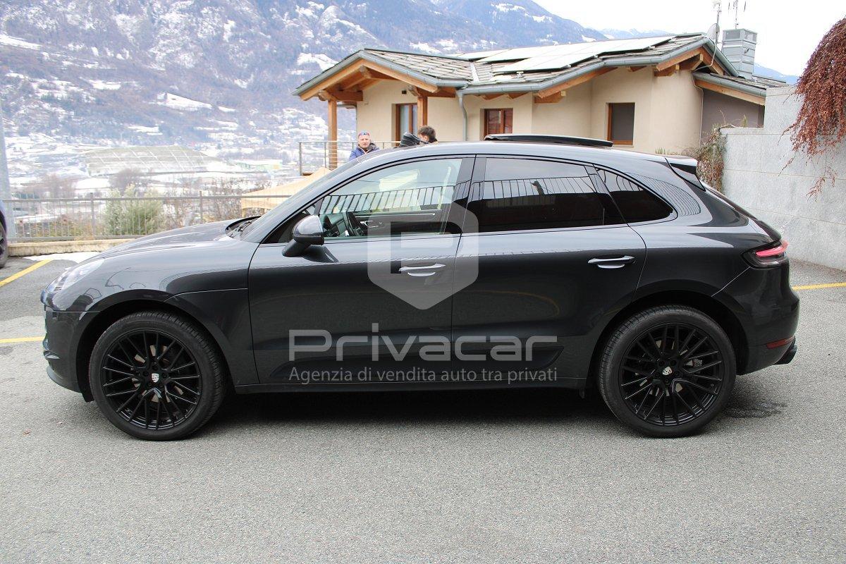 PORSCHE Macan 2.0