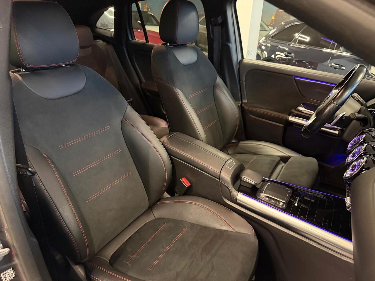 MERCEDES-BENZ GLA 200D PREMIUM 2.0 150CV PELLE NAVI CAM ANNO 2023