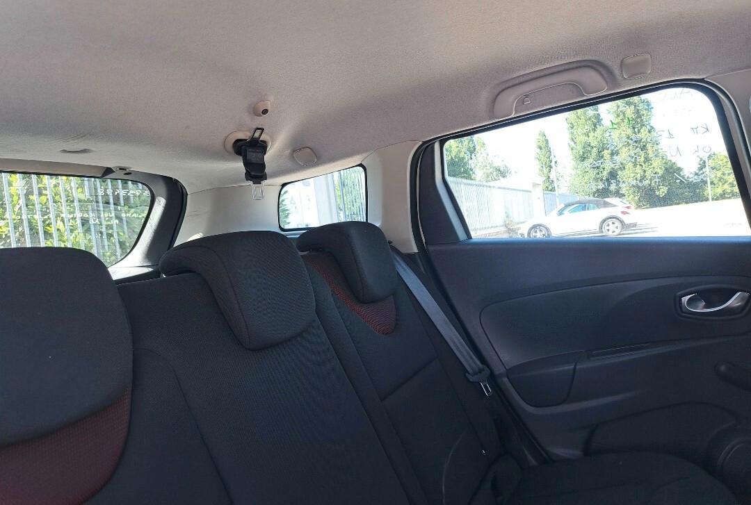 Renault Clio Sporter 1.2 75CV Zen