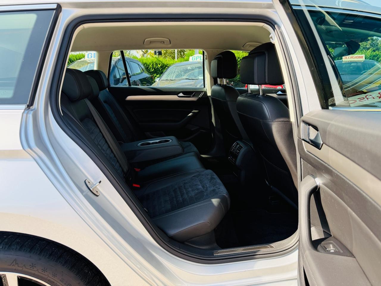 Volkswagen Passat Variant 2.0 TDI DSG Executive BlueMotion Tech.