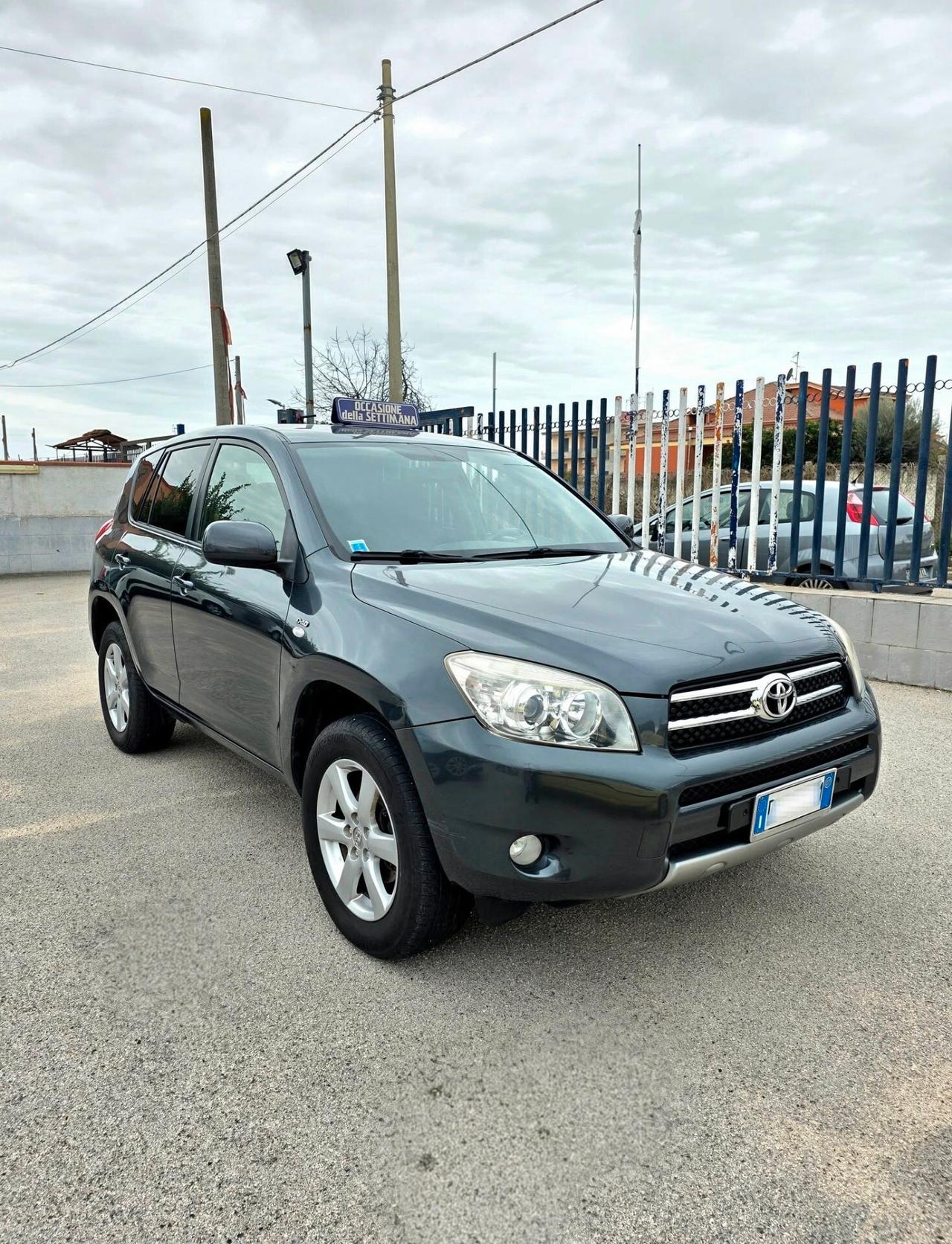 Toyota RAV4 2.2 D-4D 136 CV Sol