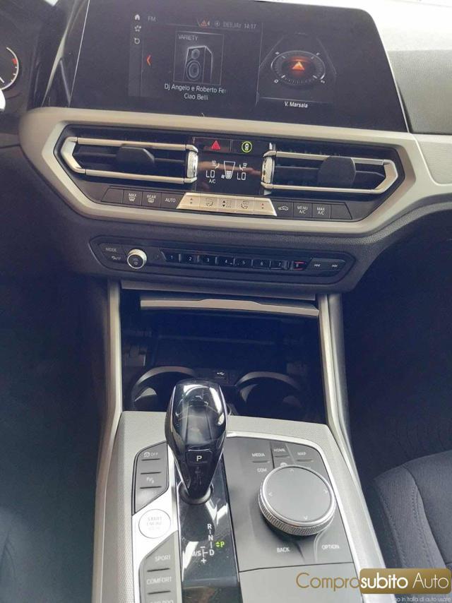 BMW 318 d Touring Luxury