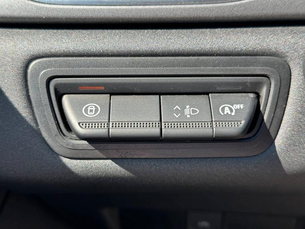 Renault Captur 1.0 eco-g Techno 100cv con Telecamera e CarPlay