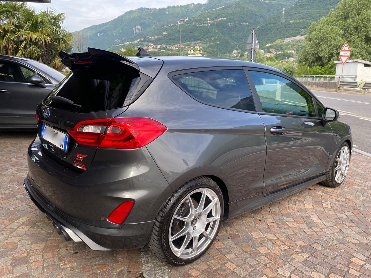 Ford Fiesta 1.5 Ecoboost 200 CV 3 porte ST PERFORMANCE PACK