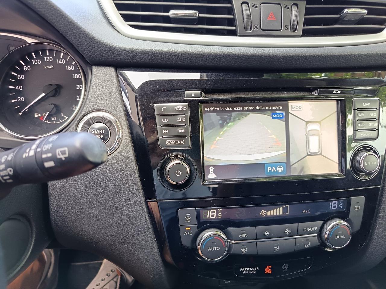 NISSAN X-Trail 1.6 dCi 2WD N-Connecta