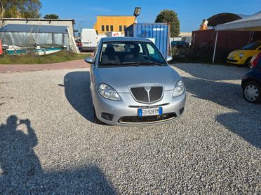 Lancia Ypsilon 1.3 MJT 75 CV Argento