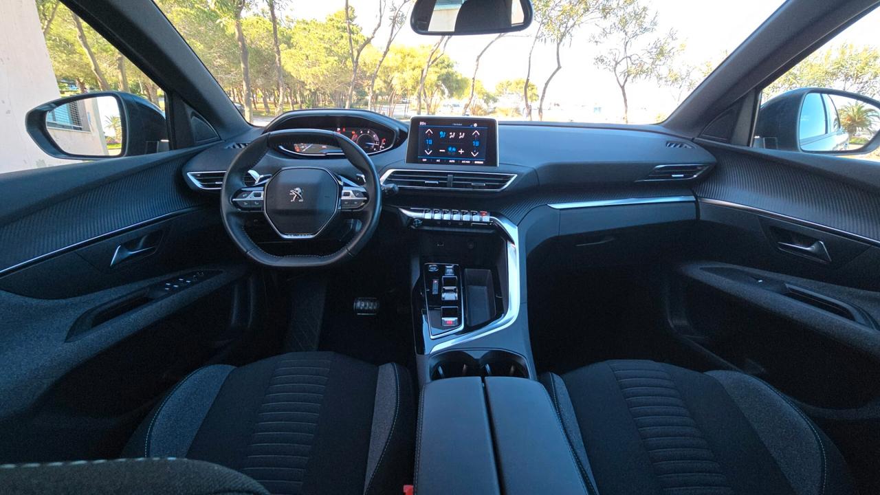 Peugeot 3008 BlueHDi 130 S&S EAT8 Active Pack