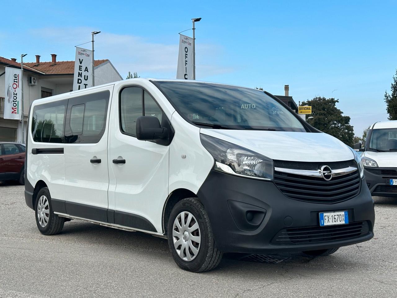 Opel Vivaro 29 -9 POSTI 1.6 -120cv Euro6c L2h1 29 Qli