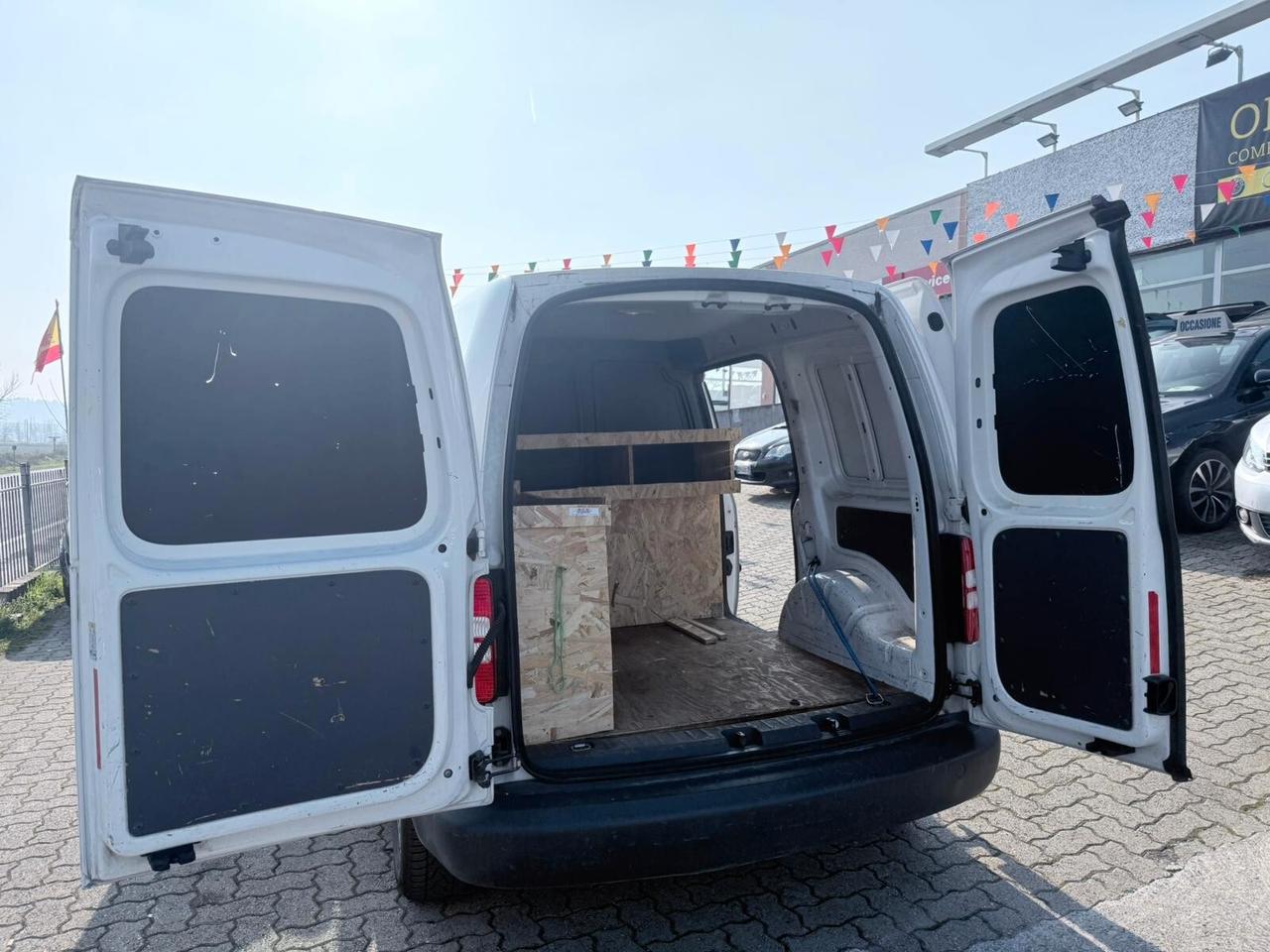 Volkswagen Caddy 1.6 TDI 2014