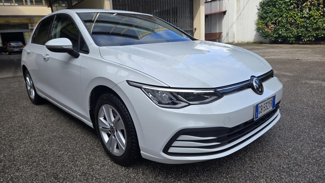 Volkswagen Golf 2.0 TDI SCR Style Neopatentati