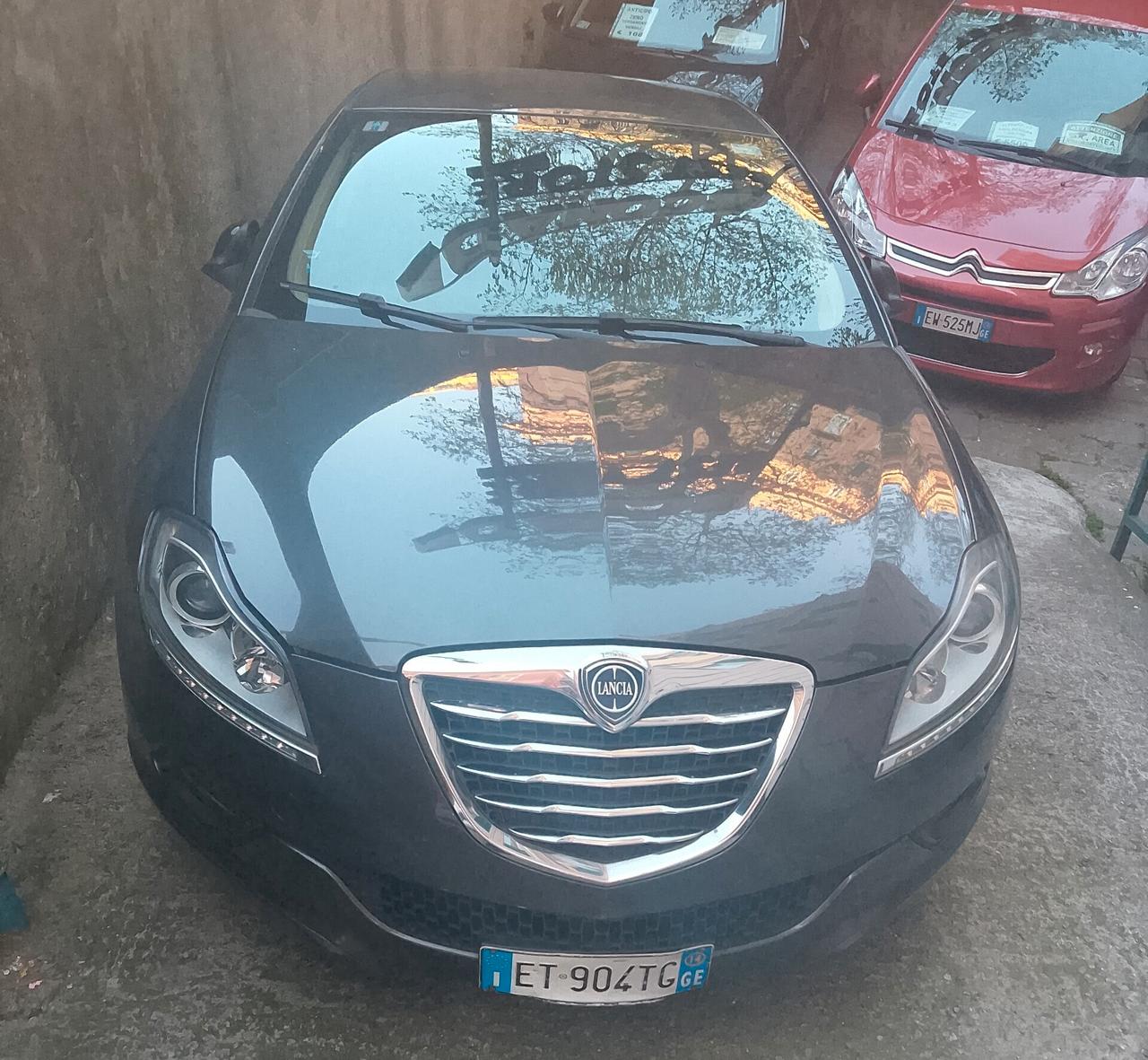 Lancia Delta 1.6 MJT DPF 105 CV Gold