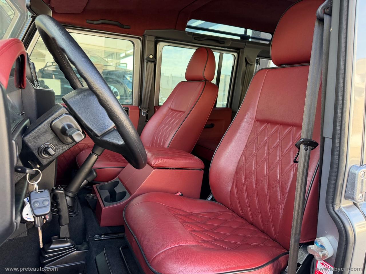 LAND ROVER Defender 110 2.2 TD4 Station Wagon N1