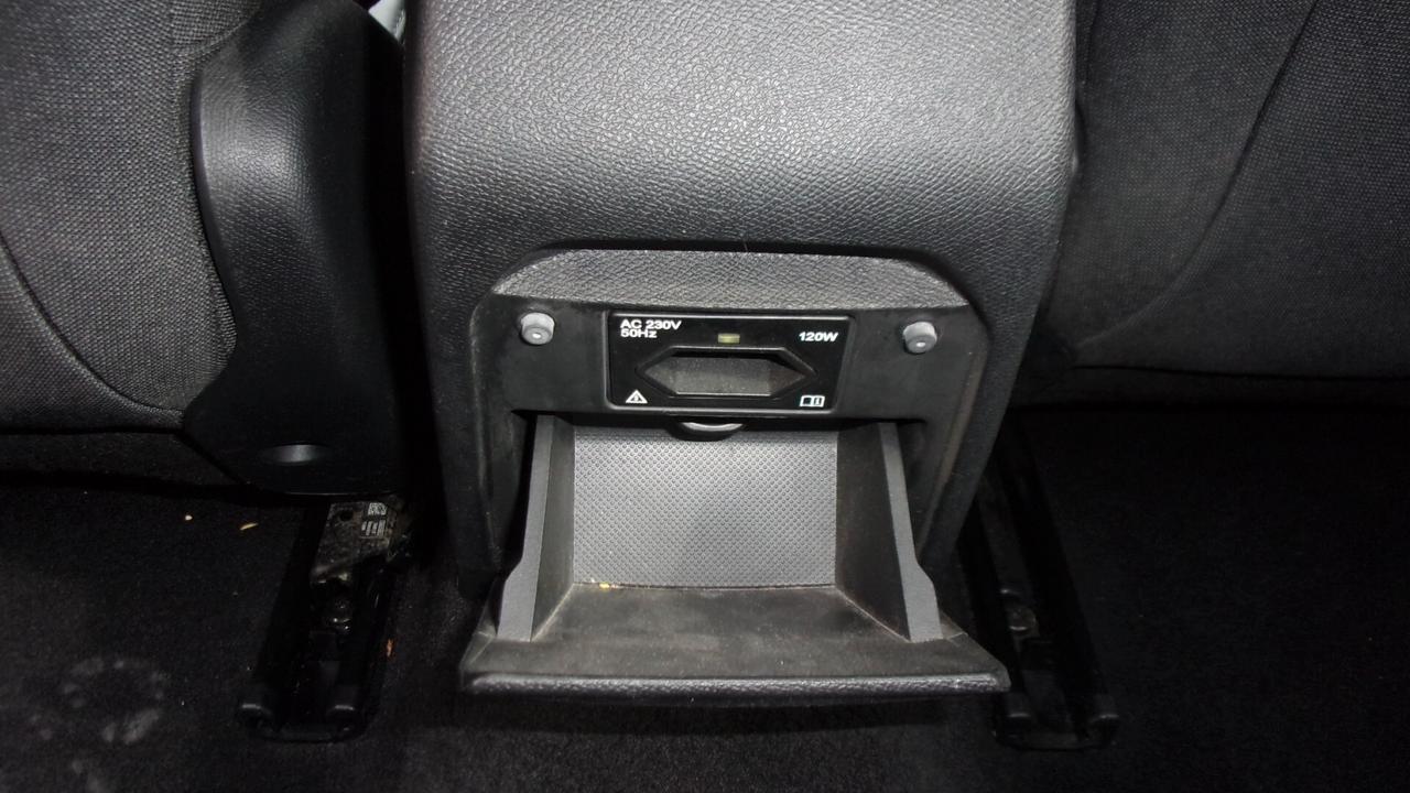 Peugeot 308 BlueHDi 120 S&S SW Allure