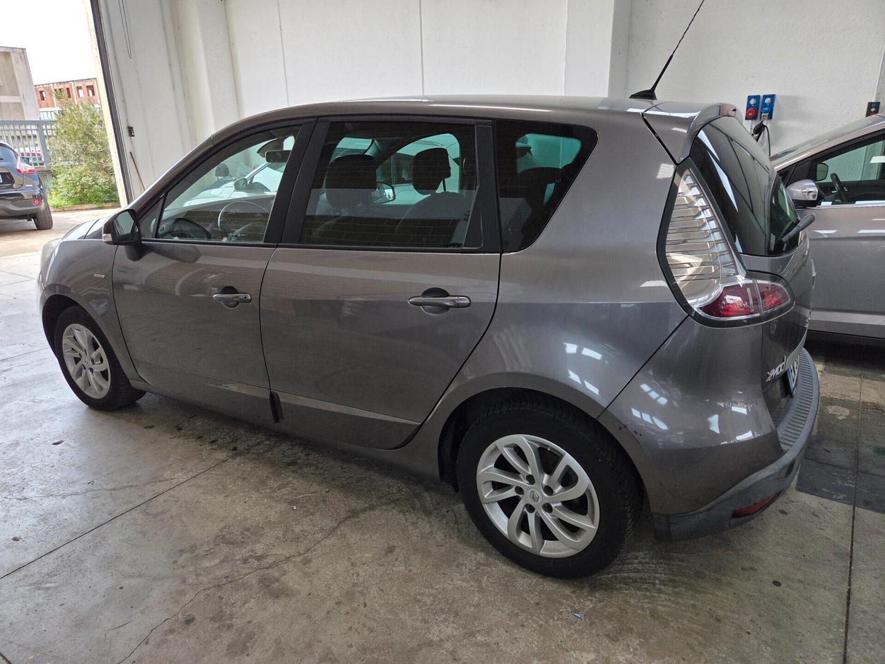 Renault Scenic Scénic XMod 1.5 dCi 95CV Limited