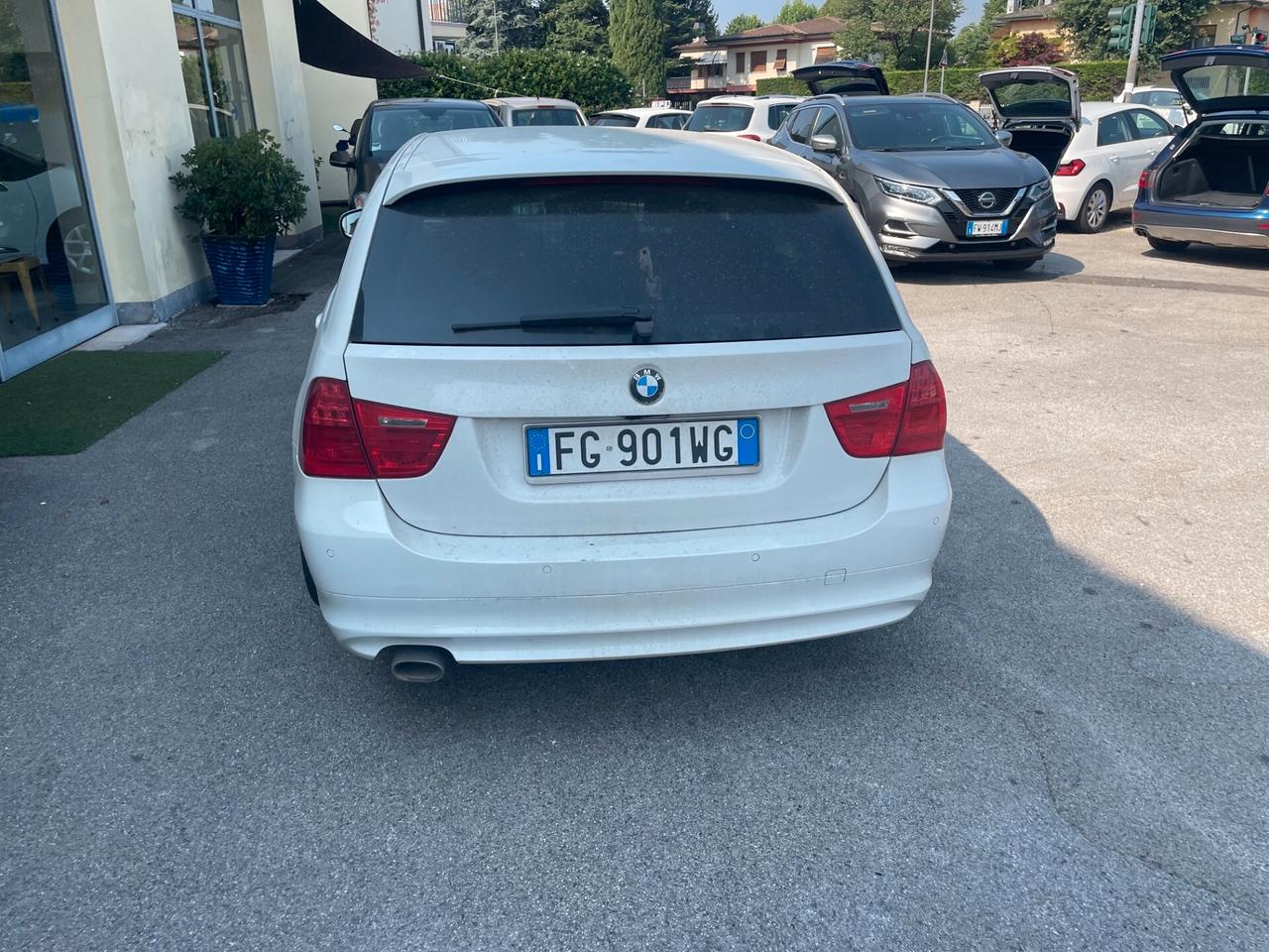 Bmw 318 318d 2.0 143CV cat Touring Attiva