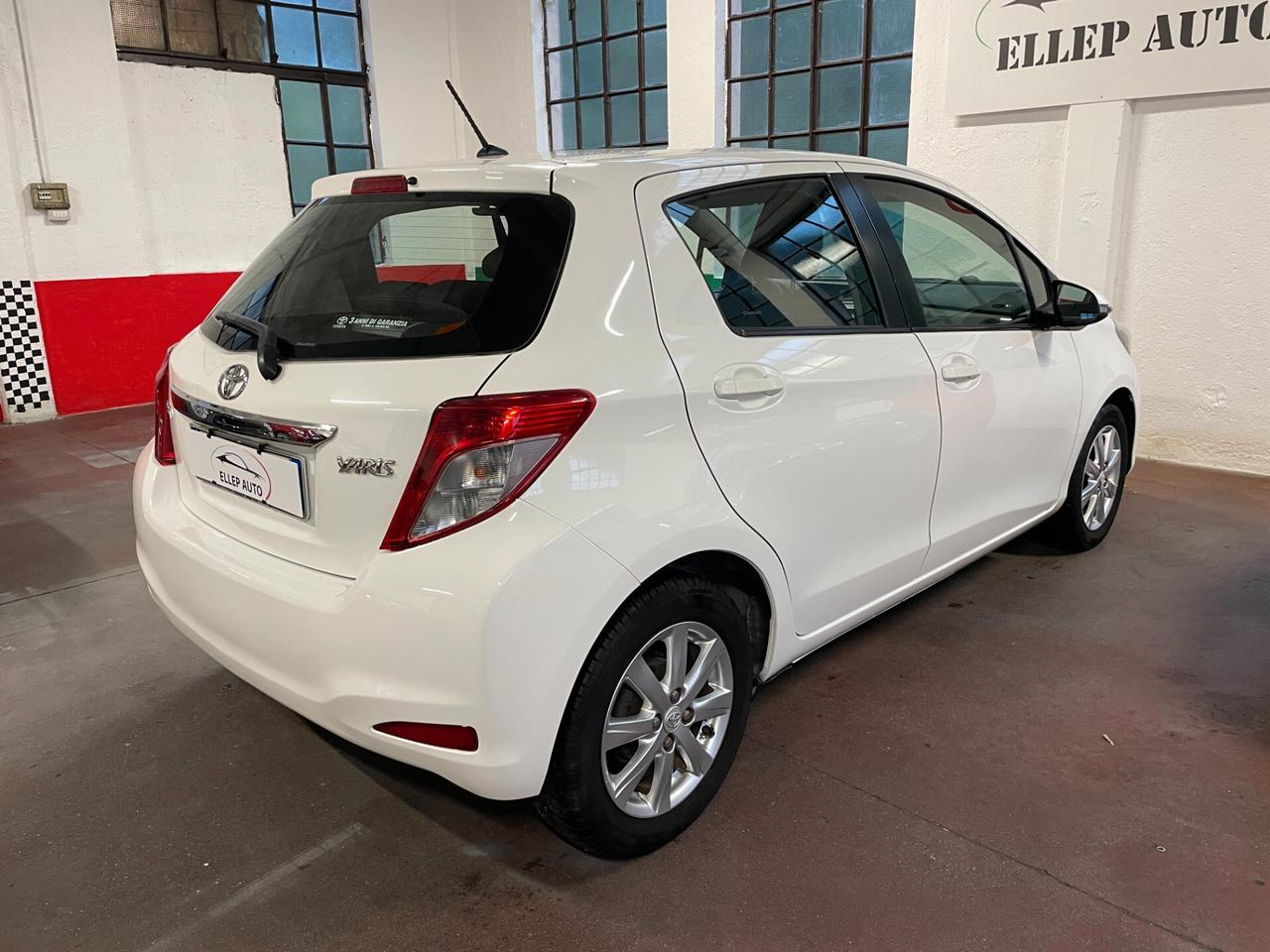 Toyota Yaris 1.0 5 porte NEOPATENTATI