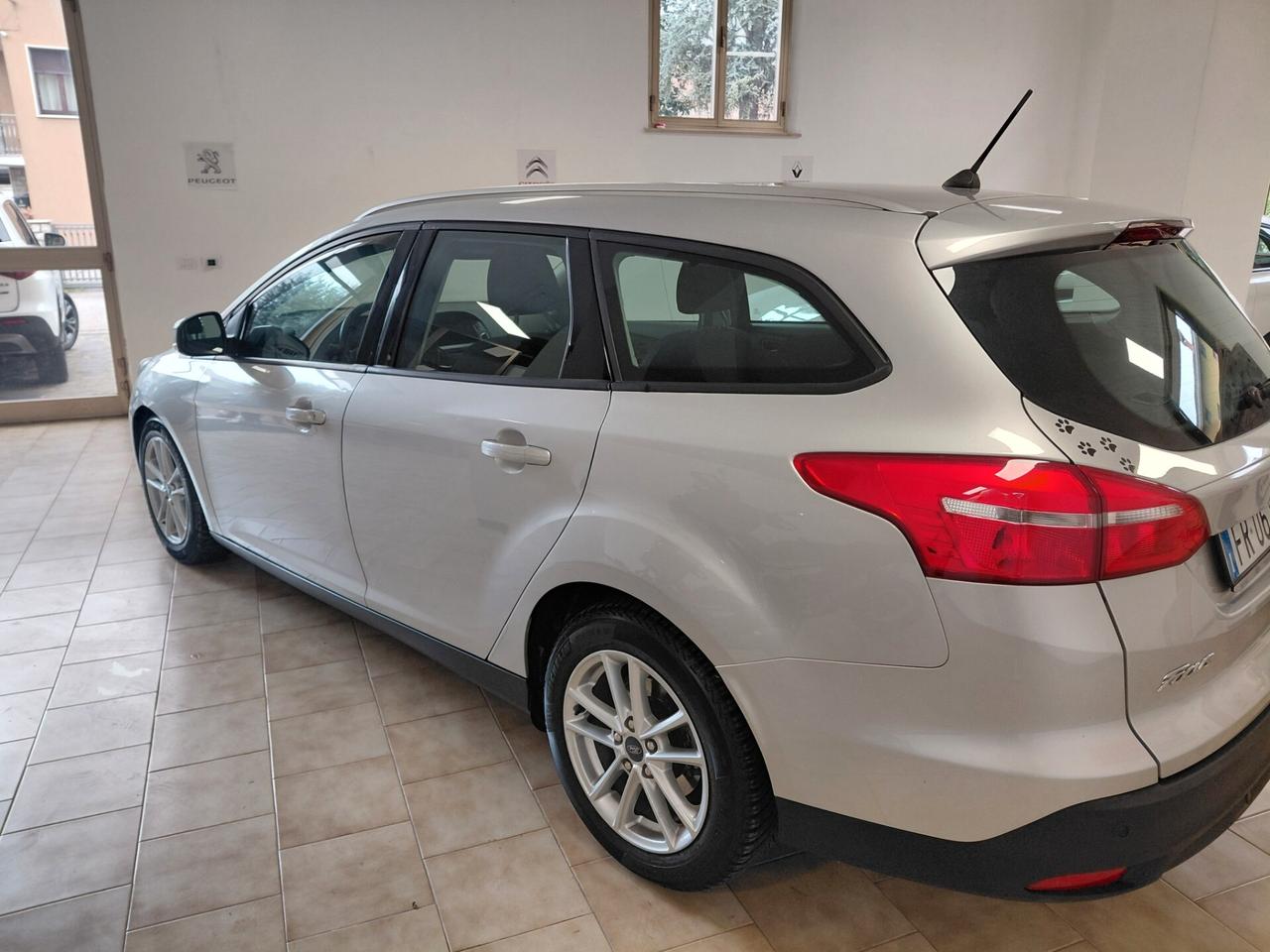 FORD FOCUS ANNO 2018 DS 1.5 ADATTA NEOPATENTATI KM 121 mila