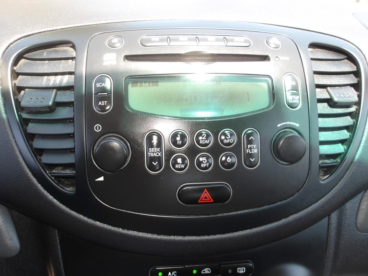 HYUNDAI I10 1.1 BENZ-KM 79.000-GARANZIA FULL
