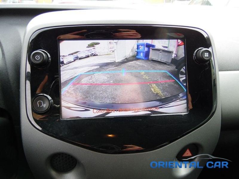 Toyota Aygo 1.0 VVT-i x-play MOLTO BELLA