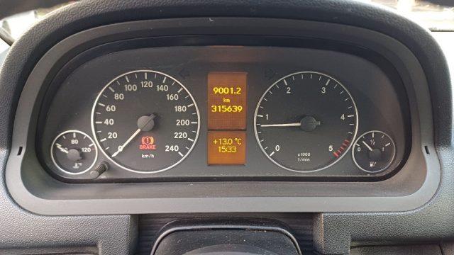 MERCEDES-BENZ A 180 CDI