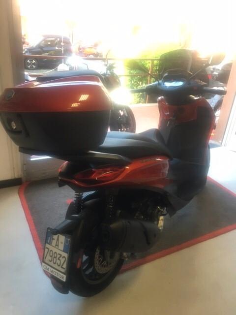 Piaggio Beverly 300 i.e. hpe
