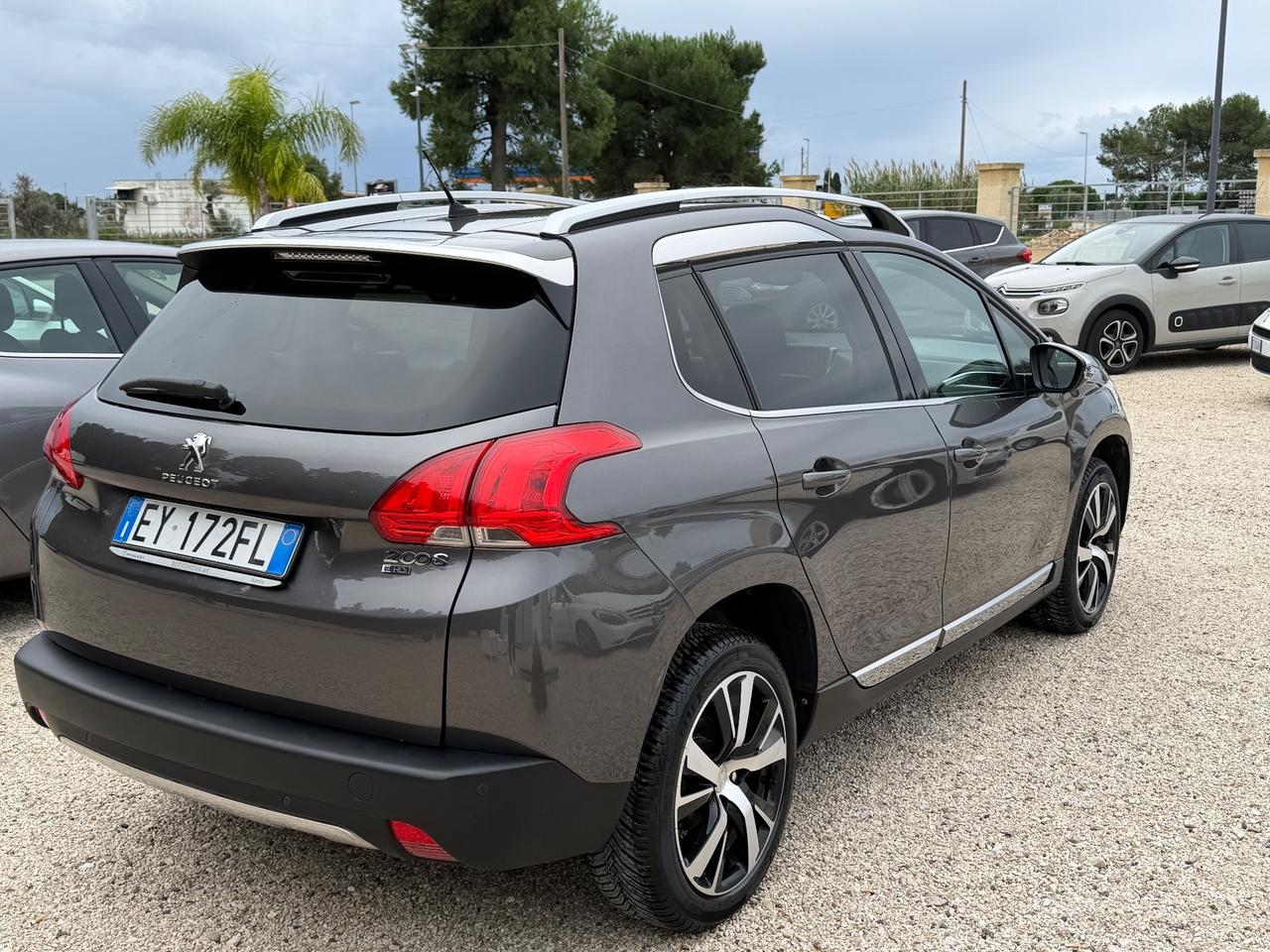 Peugeot 2008 BlueHDi 100 Allure