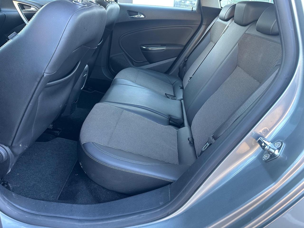 Opel Astra 1.7 CDTI 110CV Sports Tourer Cosmo