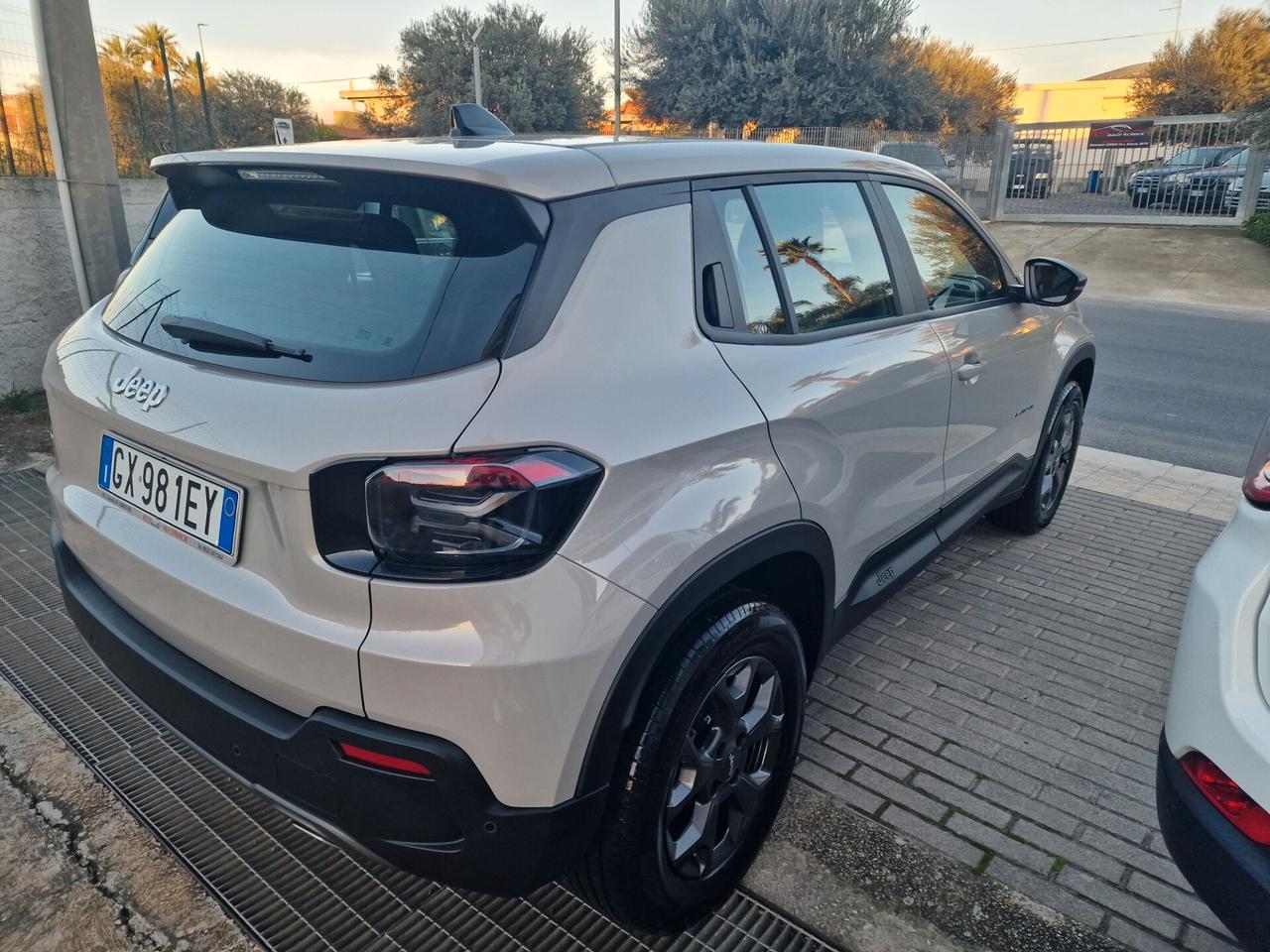 Jeep Avenger 1.2 Turbo 100 CV Summit