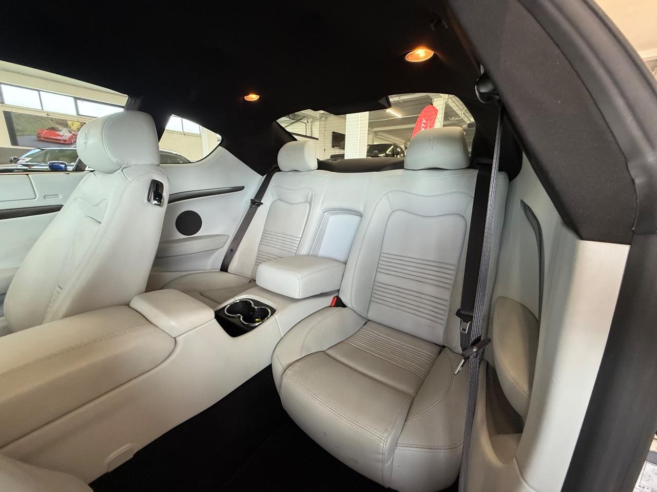 Maserati GranTurismo 4.7 V8 S 440cv Aut 09/2010 MCS