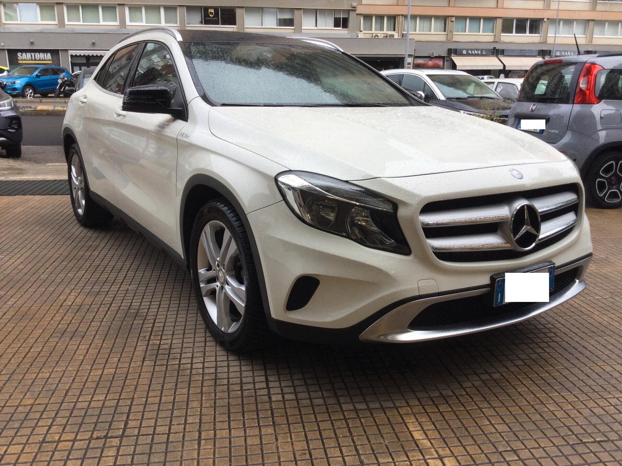 Mercedes-benz GLA 180 d Automatic Premium