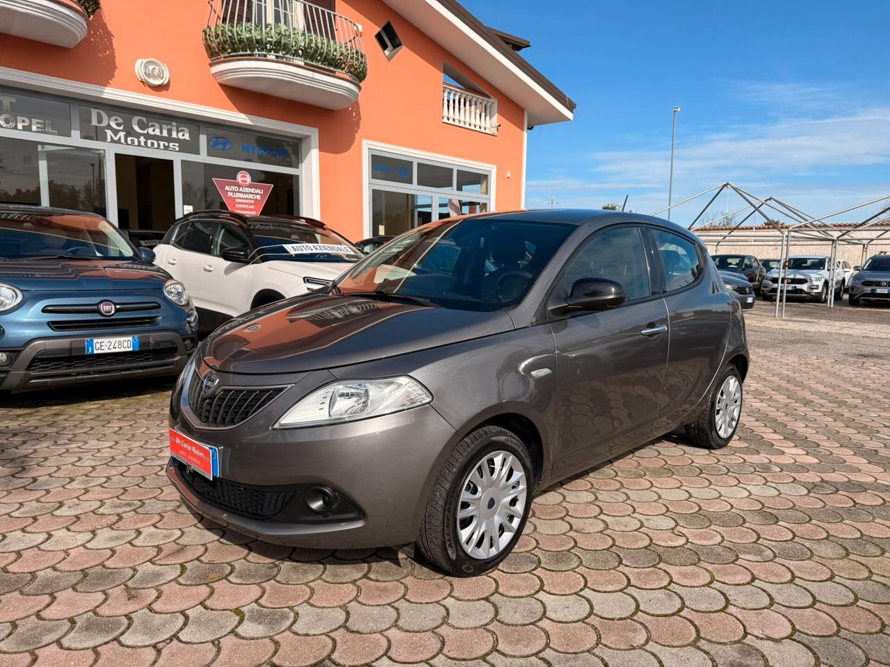 LANCIA Ypsilon Hybrid 1.0 Benz. 70CV Silver - 2022