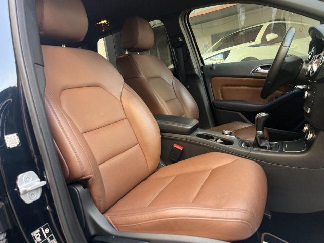 MERCEDES-BENZ B 200 d 136Cv Sport