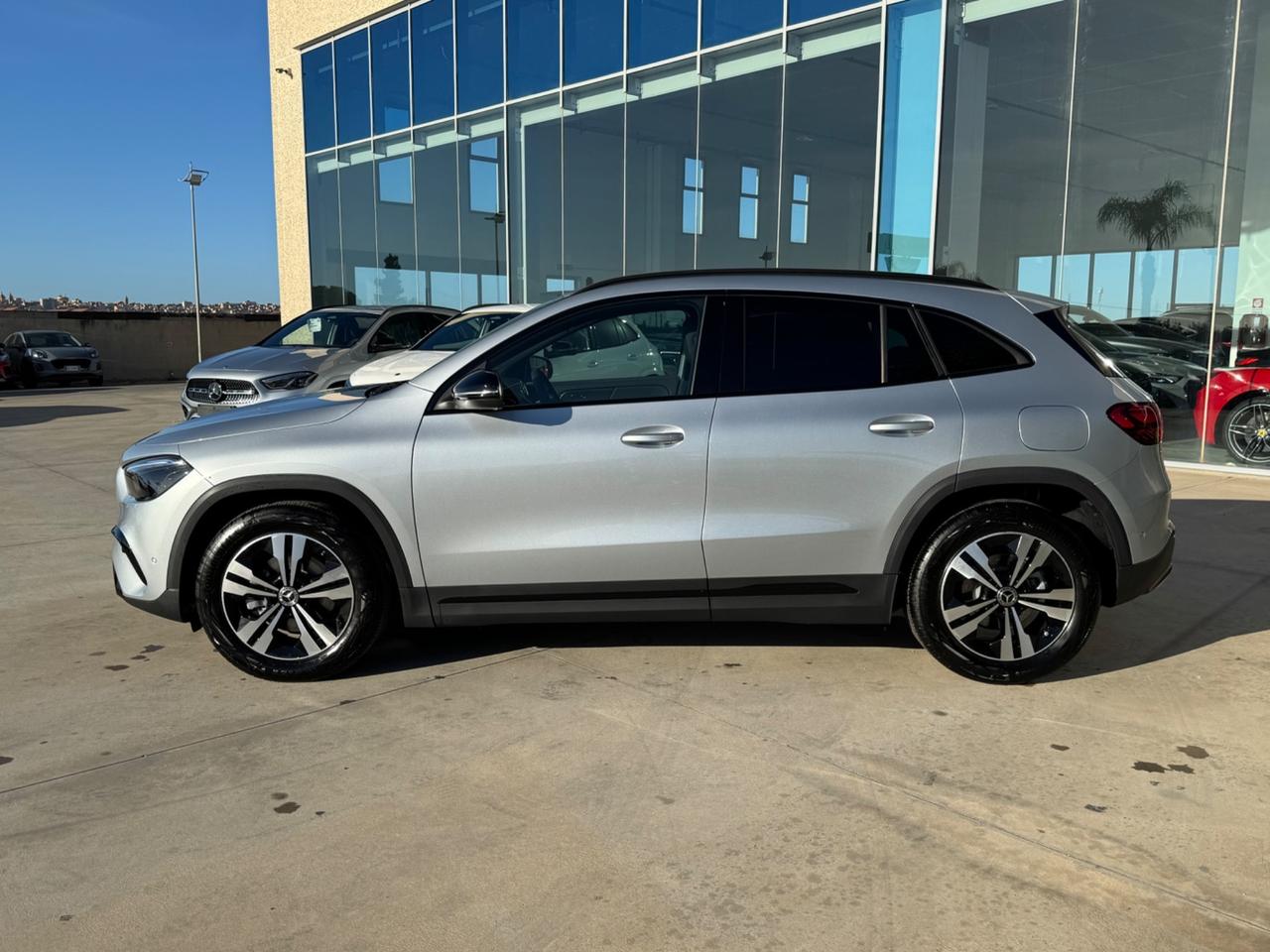 Mercedes-Benz GLA 200d Progressive Extra auto - possibilità noleggio no scoring