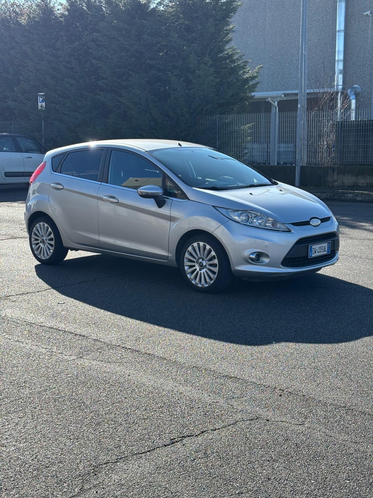 Ford Fiesta 1.4 TDCi 5p. Titanium