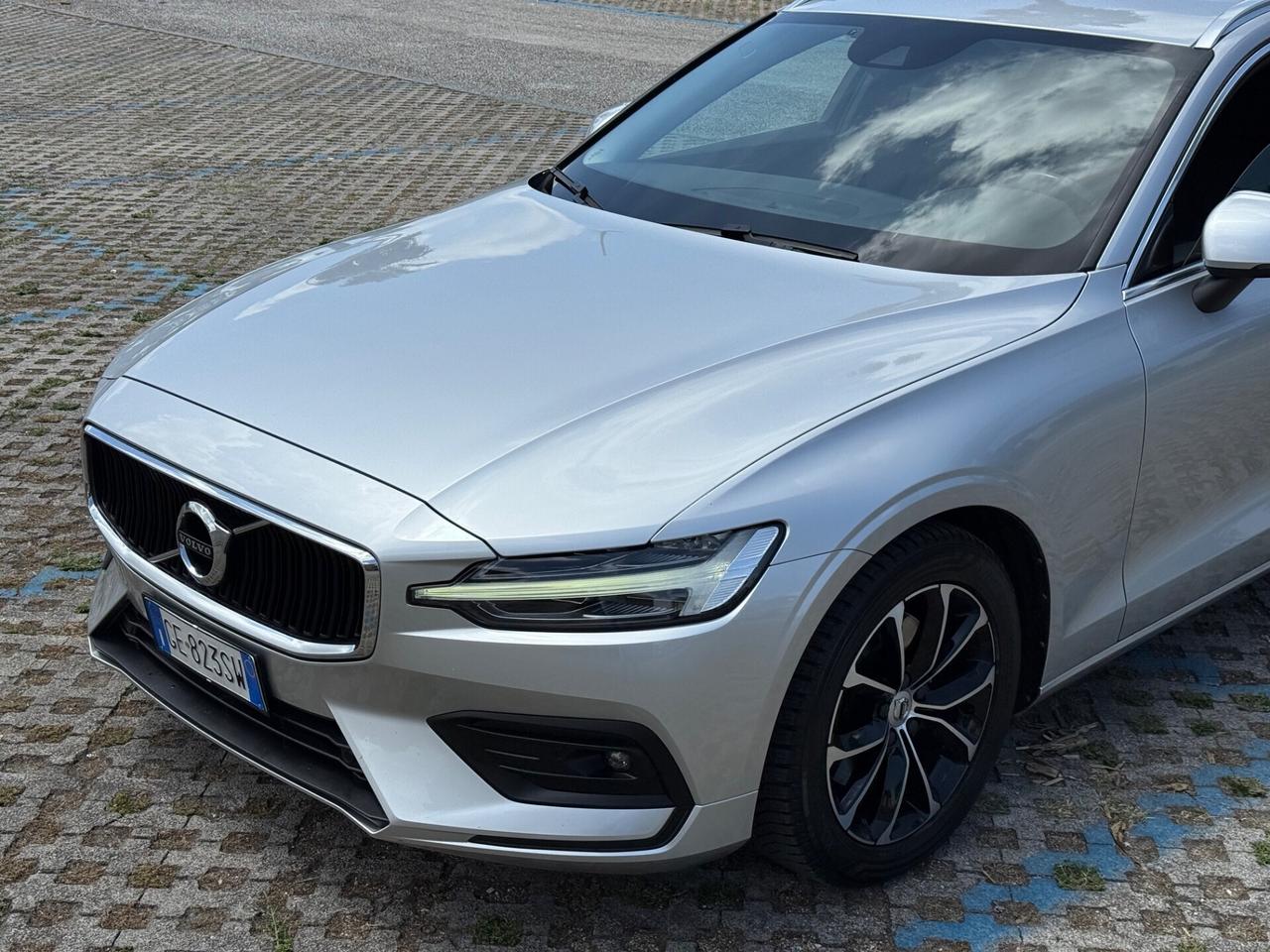 VOLVO V60 2021 B4 Geartronic