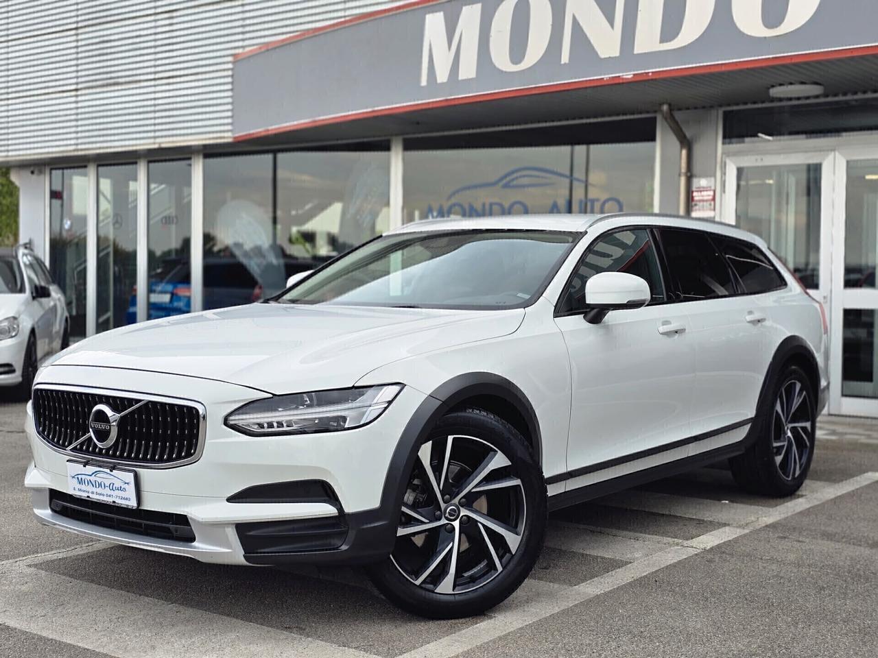 Volvo V90 CC D4 AWD 190cv Geartronic Business