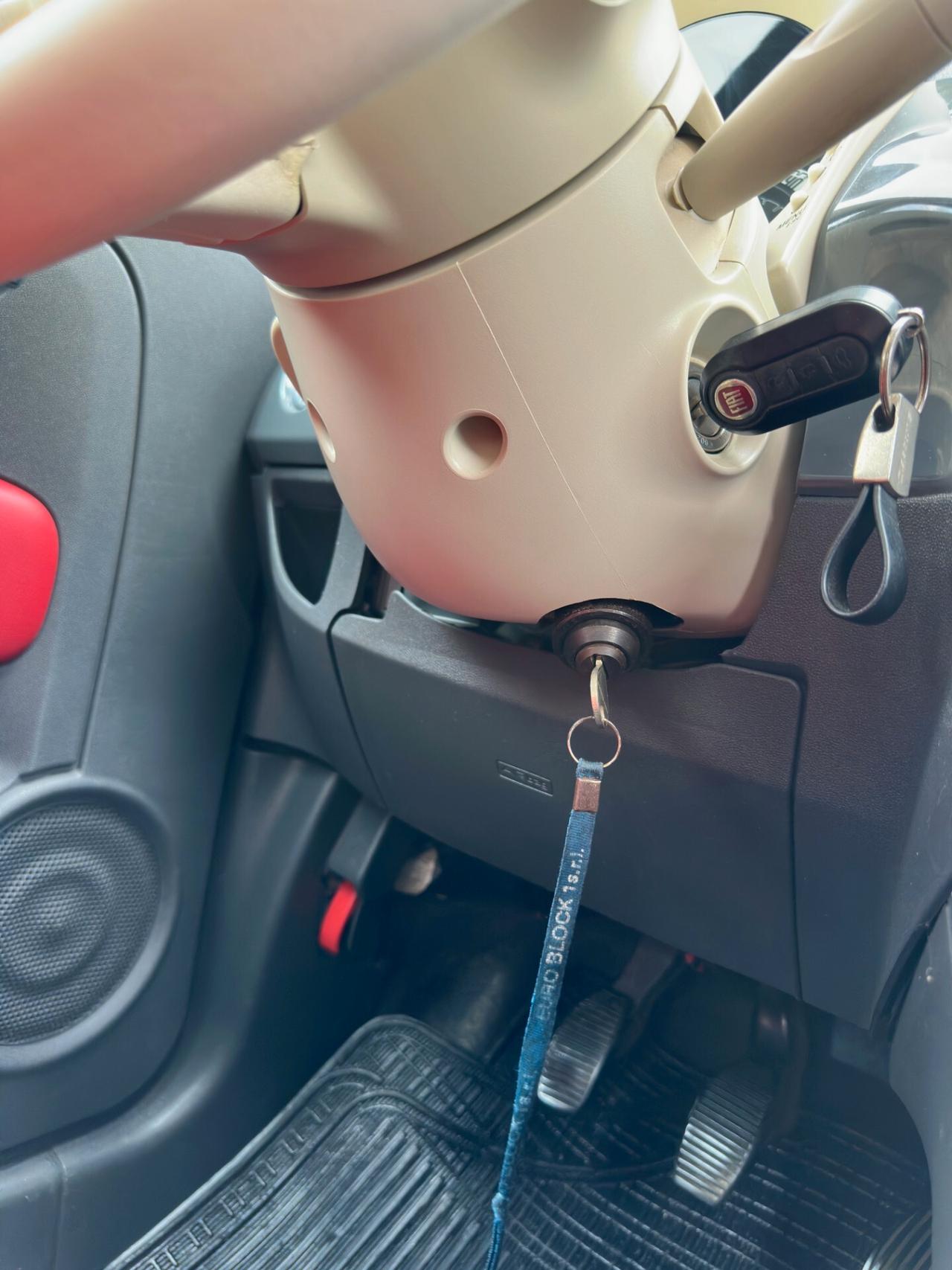 FIAT 500 C 1.2 BENZINA GUCCI 2013 OK NEOPATENTATI