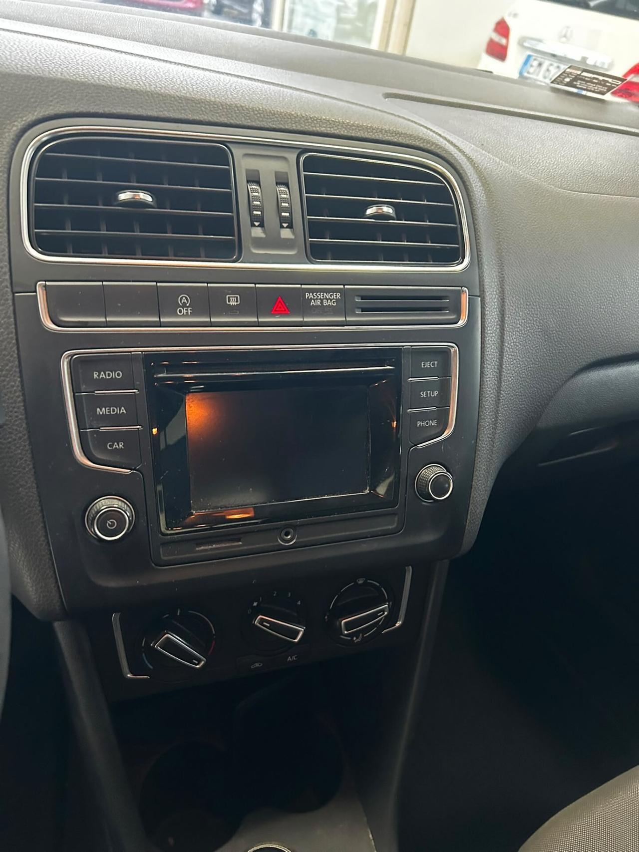 VW Polo 1.4 TDI X NEOPATENTATI 2015