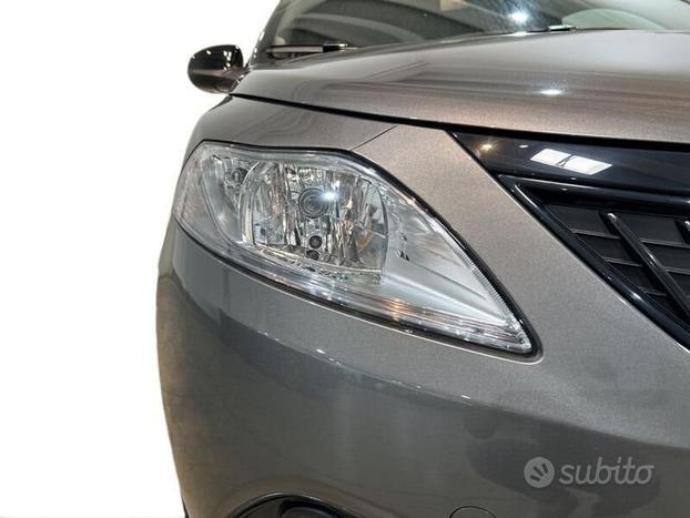 Lancia Ypsilon My24 1.0 Firefly 70 CvStart&St...