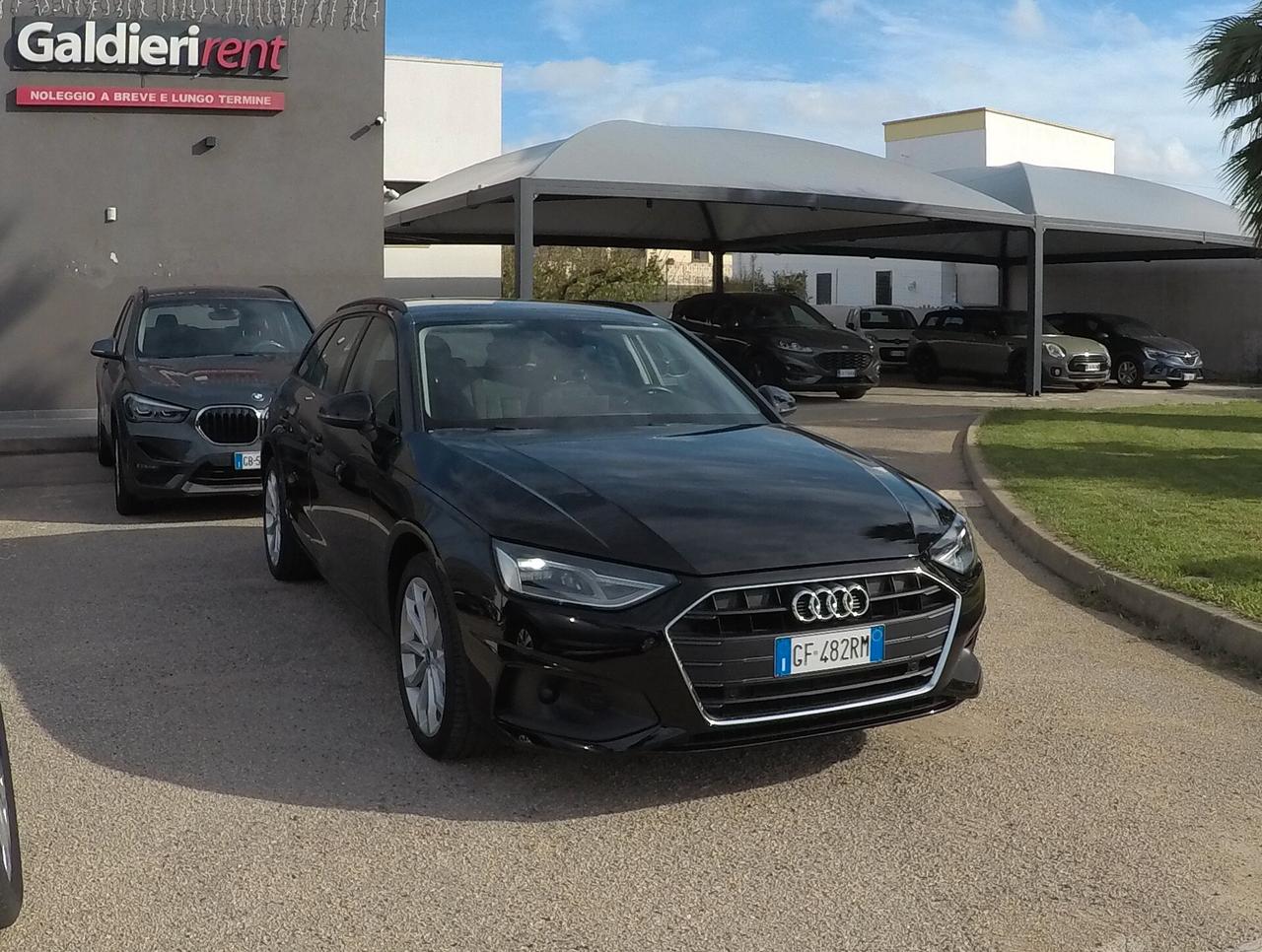 Audi A4 Avant 30 TDI/136 CV S tronic Business