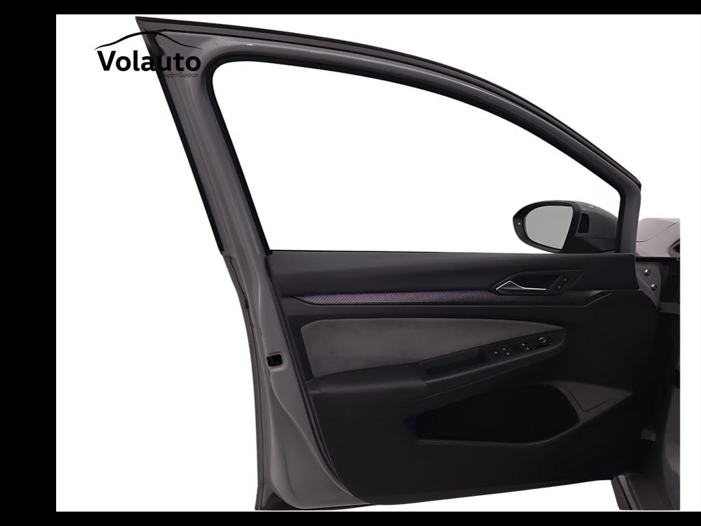 VOLKSWAGEN Golf VIII 2020 - Golf 1.5 tsi evo R-Line 130cv